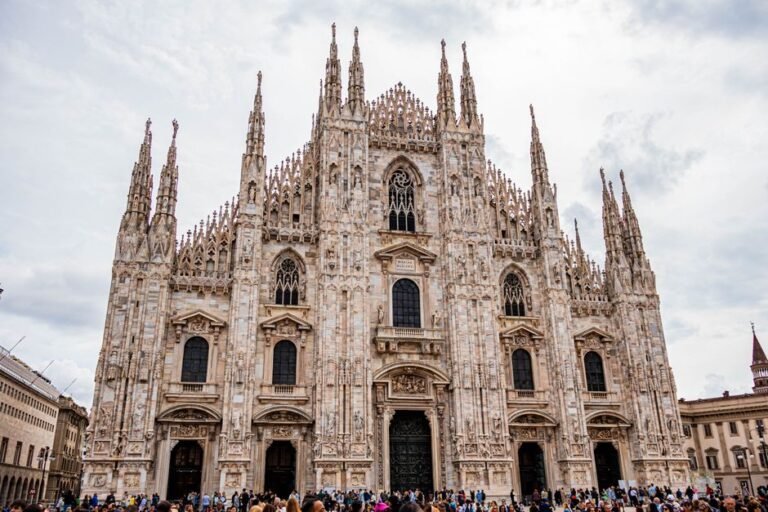 Italian stock exchange building in Milan, a landmark for beginners learning how to invest in Italy's financial market