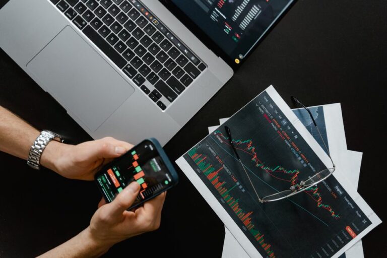 Trade Republic regulated broker safe money protection