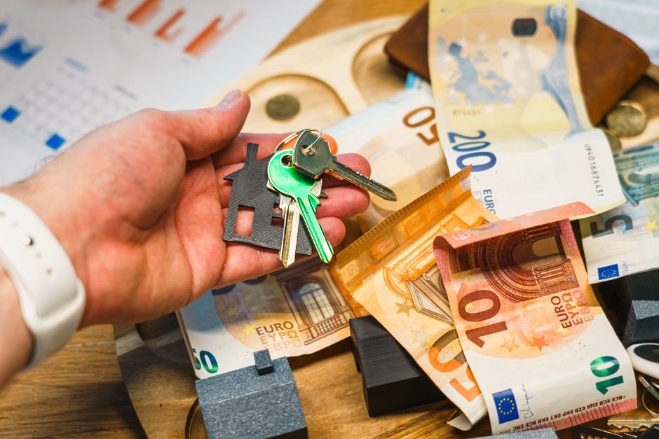 European passive income strategy guide for building wealth in Europe