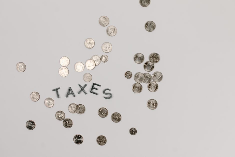 Tax efficient investing Europe - financial advisor reviewing EU investor portfolio