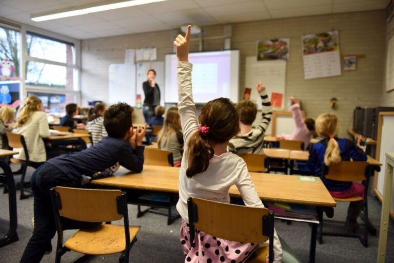 European financial education classroom with students learning about financial literacy and money management skills